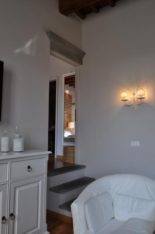 Borgo San Frediano - Flo Apartments Флоренция Екстериор снимка